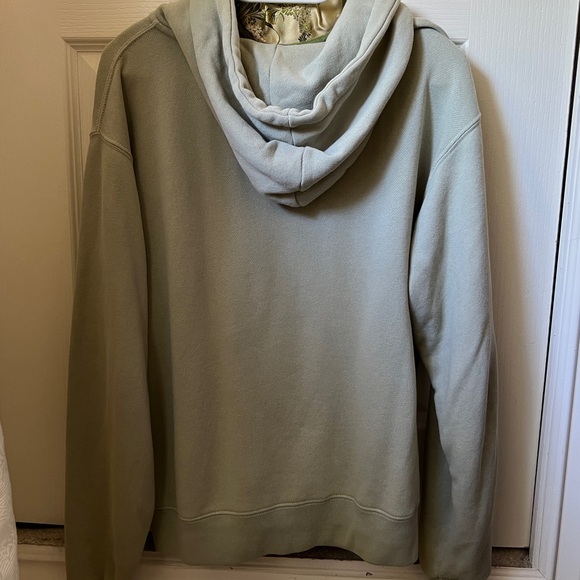 COPY - Brandy Melville zip up hoodie - Picture 4 of 4